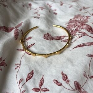 Madewell Heart Bangle Bracelet in Antique Gold